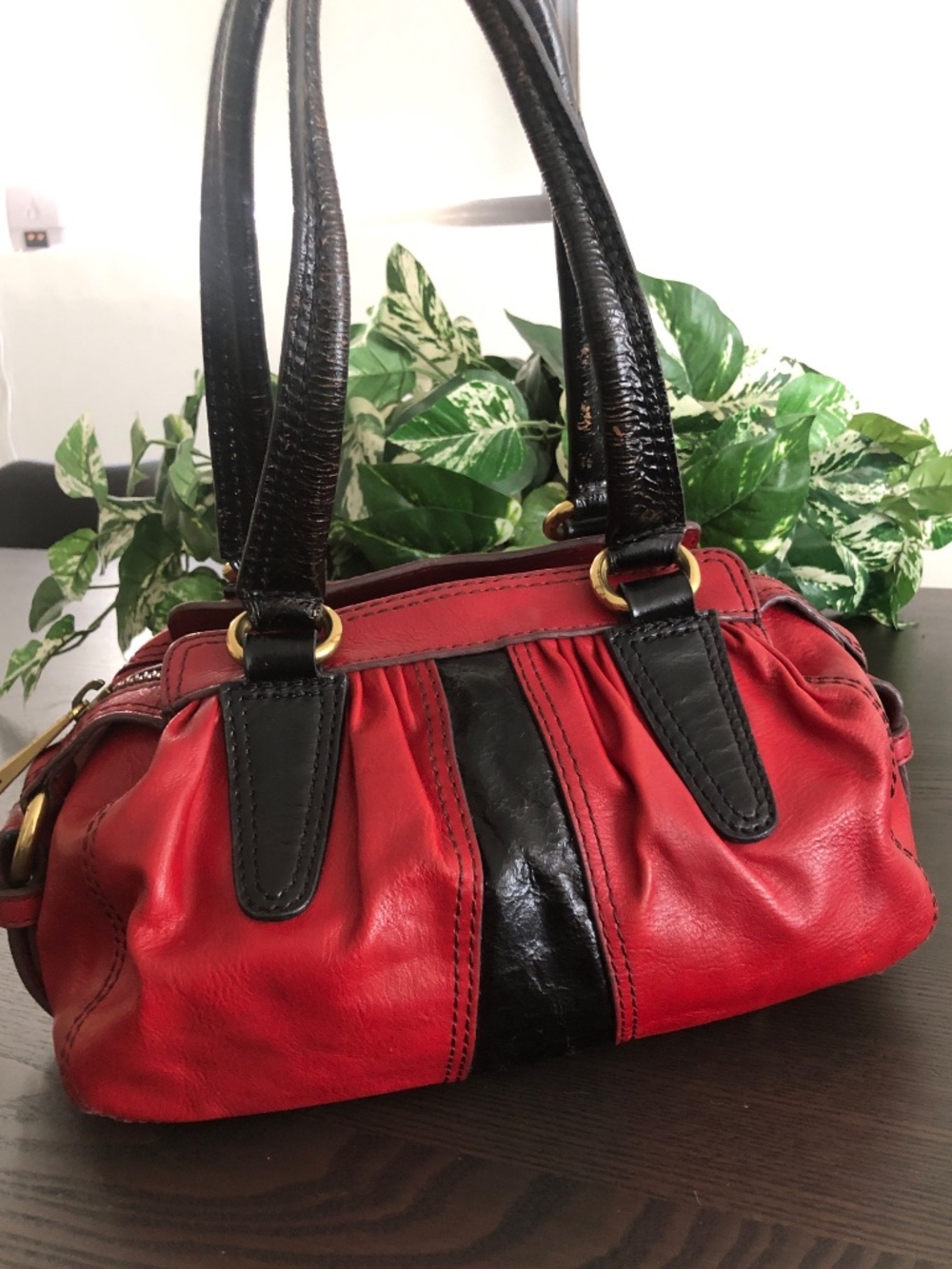 Vintage Fossil Fifty Four "Jackie" Satchel Bag – Red & Black Leather